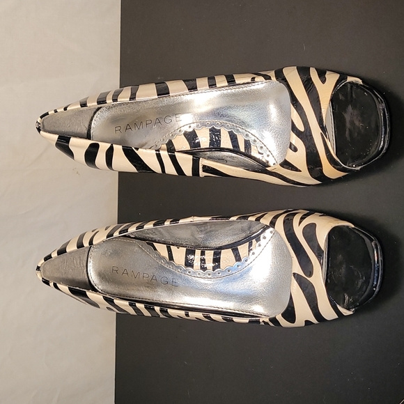 Rampage Nadine Zebra High Heel Peep Toe - Picture 2 of 8